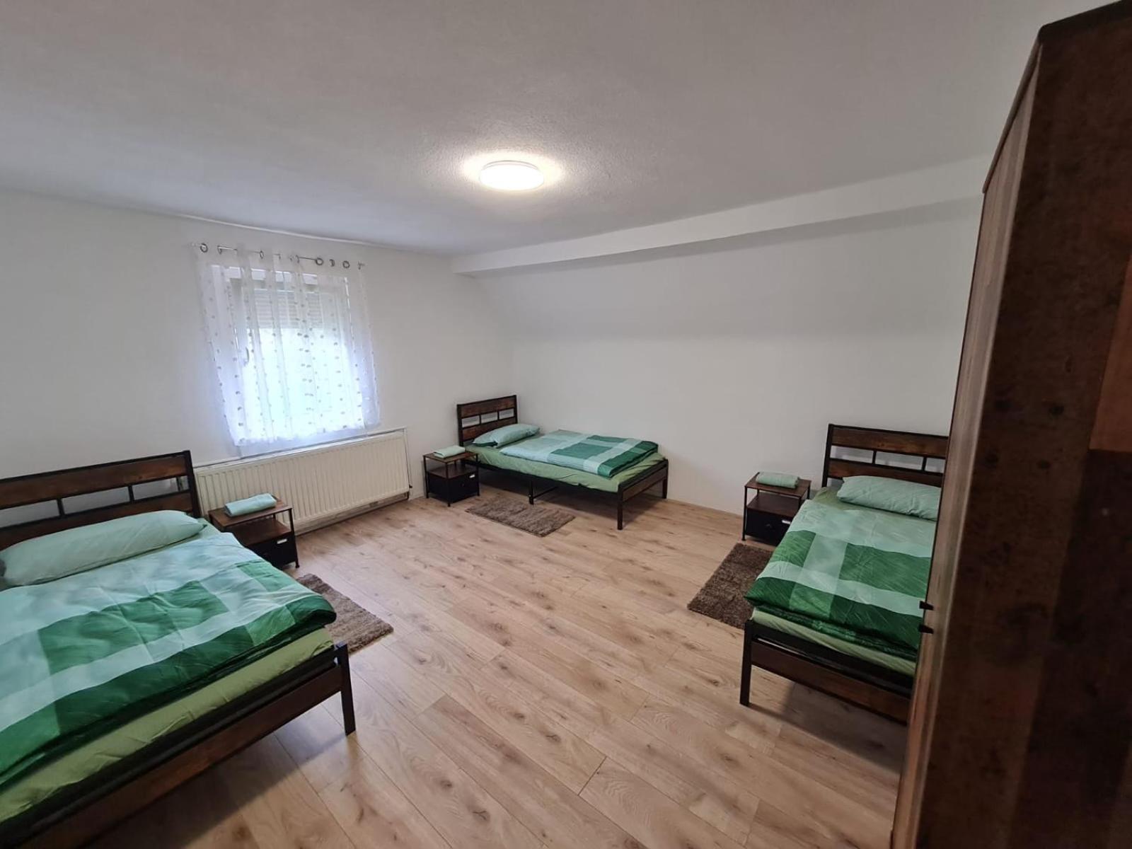 Husic Immobilien Und Handwerkerservice Rimbach  Bagian luar foto